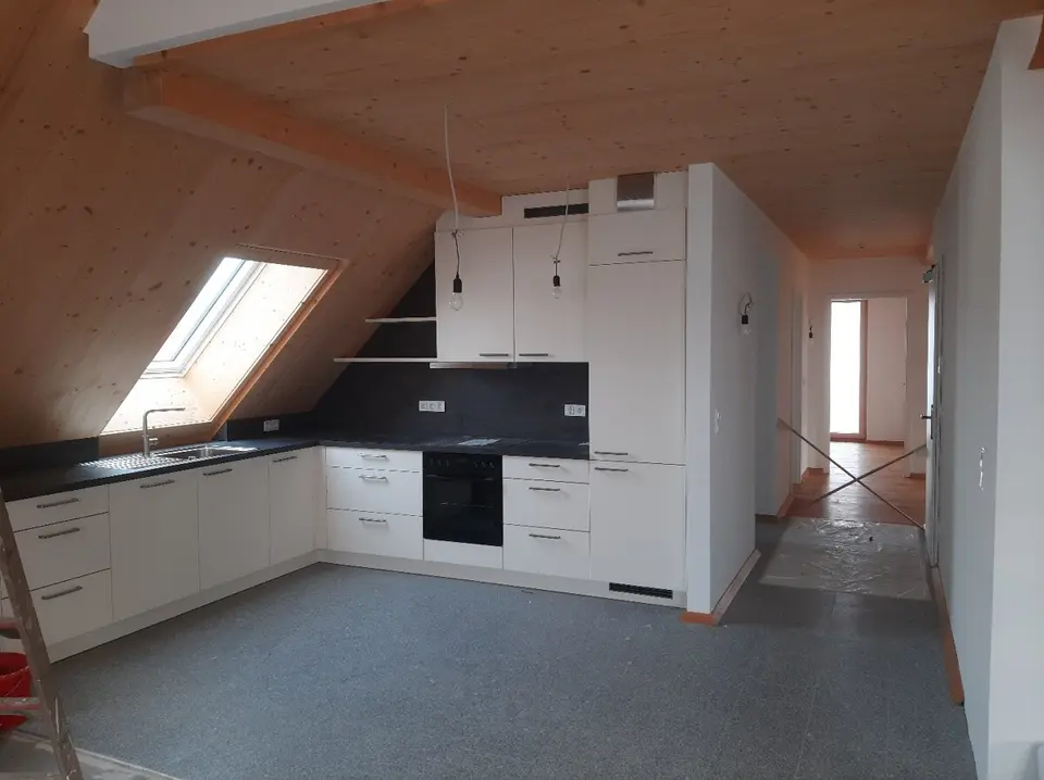 5 Zimmer Wohnung mit 138 m² in Oberursel – Bild 2