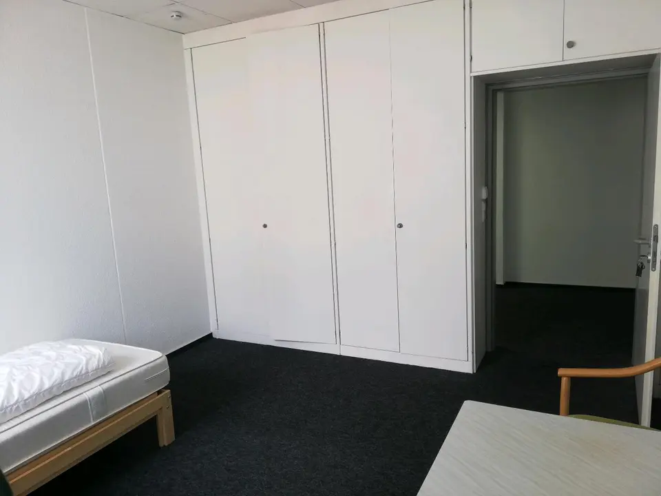 WG-Zimmer mit 15 m² in Vaihingen an der Enz – Bild 2
