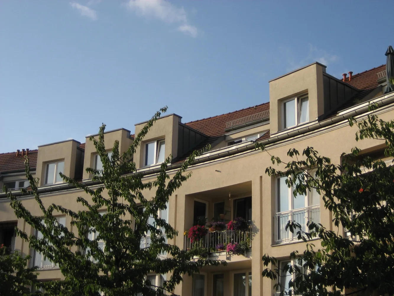 2 Zimmer Wohnung mit 67 m² in Potsdam – Bild 1