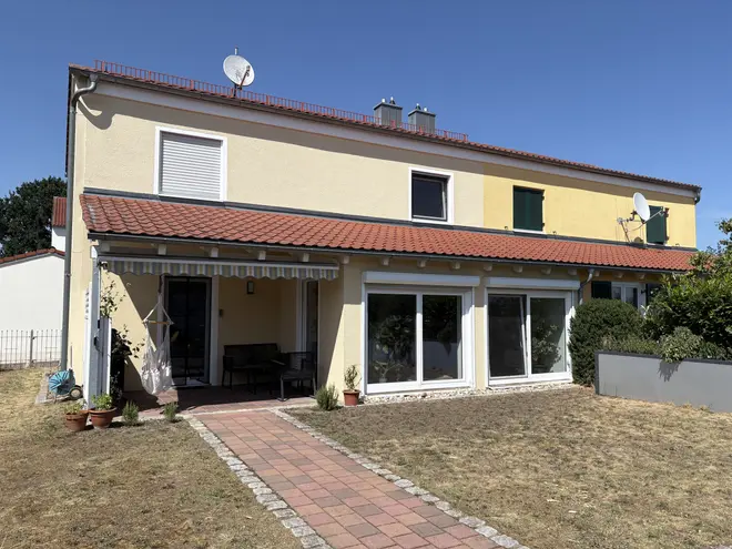 4 Zimmer Haus mit 145 m² in Ingolstadt – Bild 1