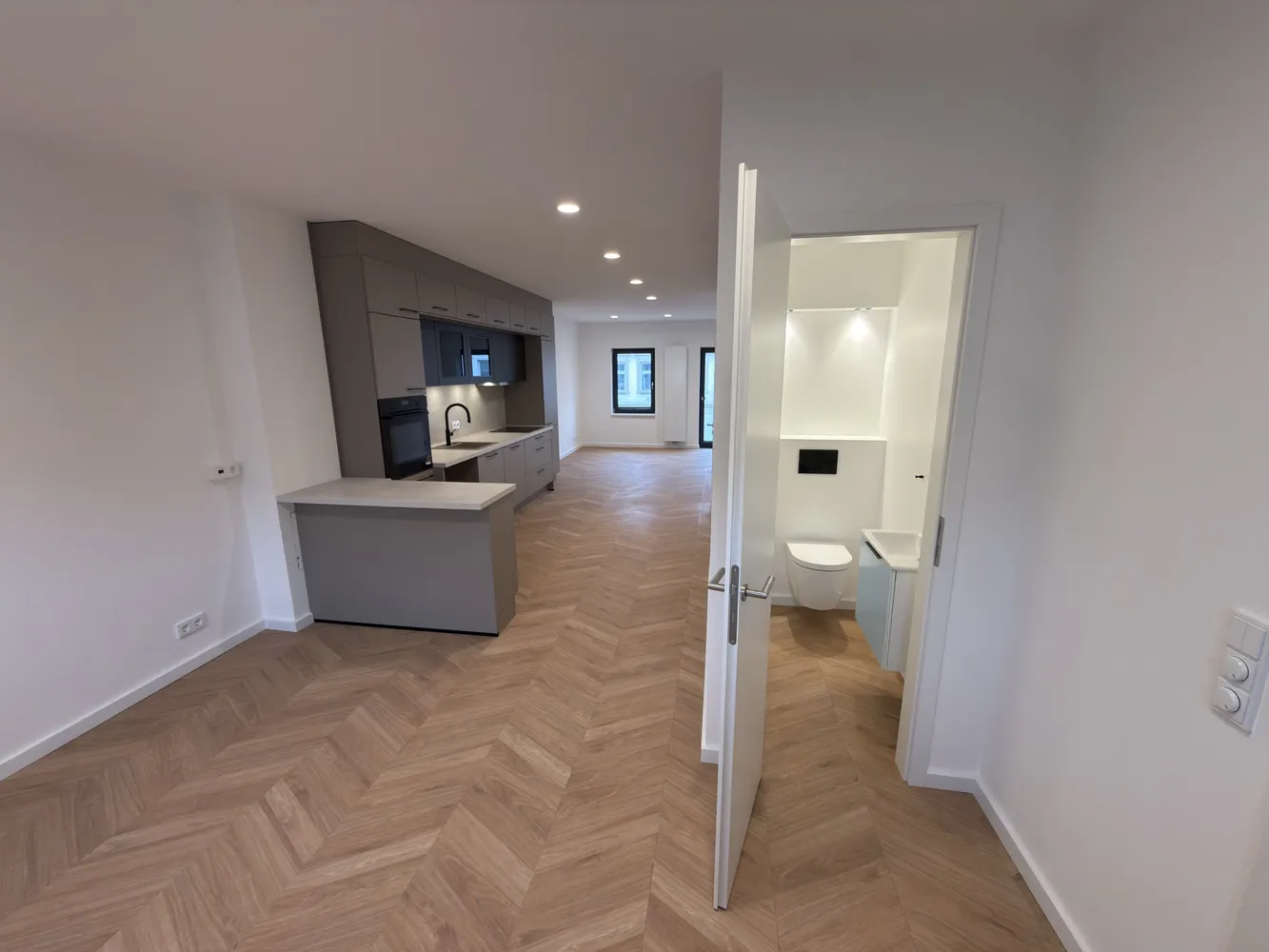 3 Zimmer Wohnung mit 70 m² in Lübeck – Bild 2