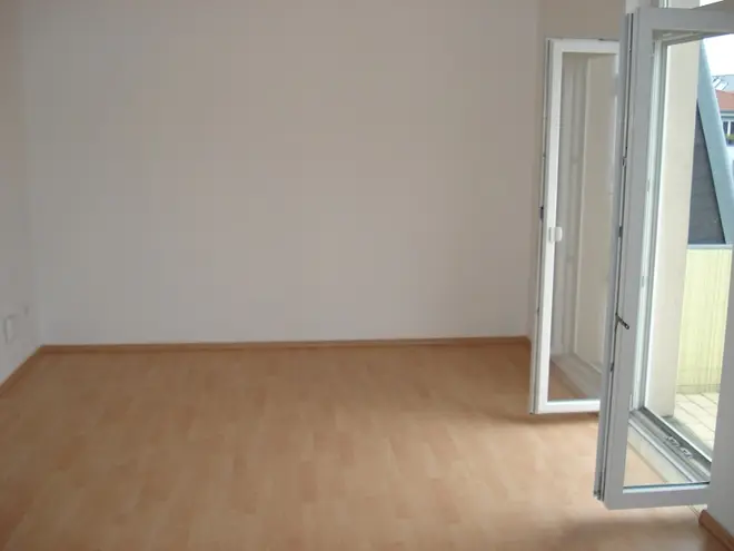 2 Zimmer Wohnung mit 47 m² in Dresden – Bild 2