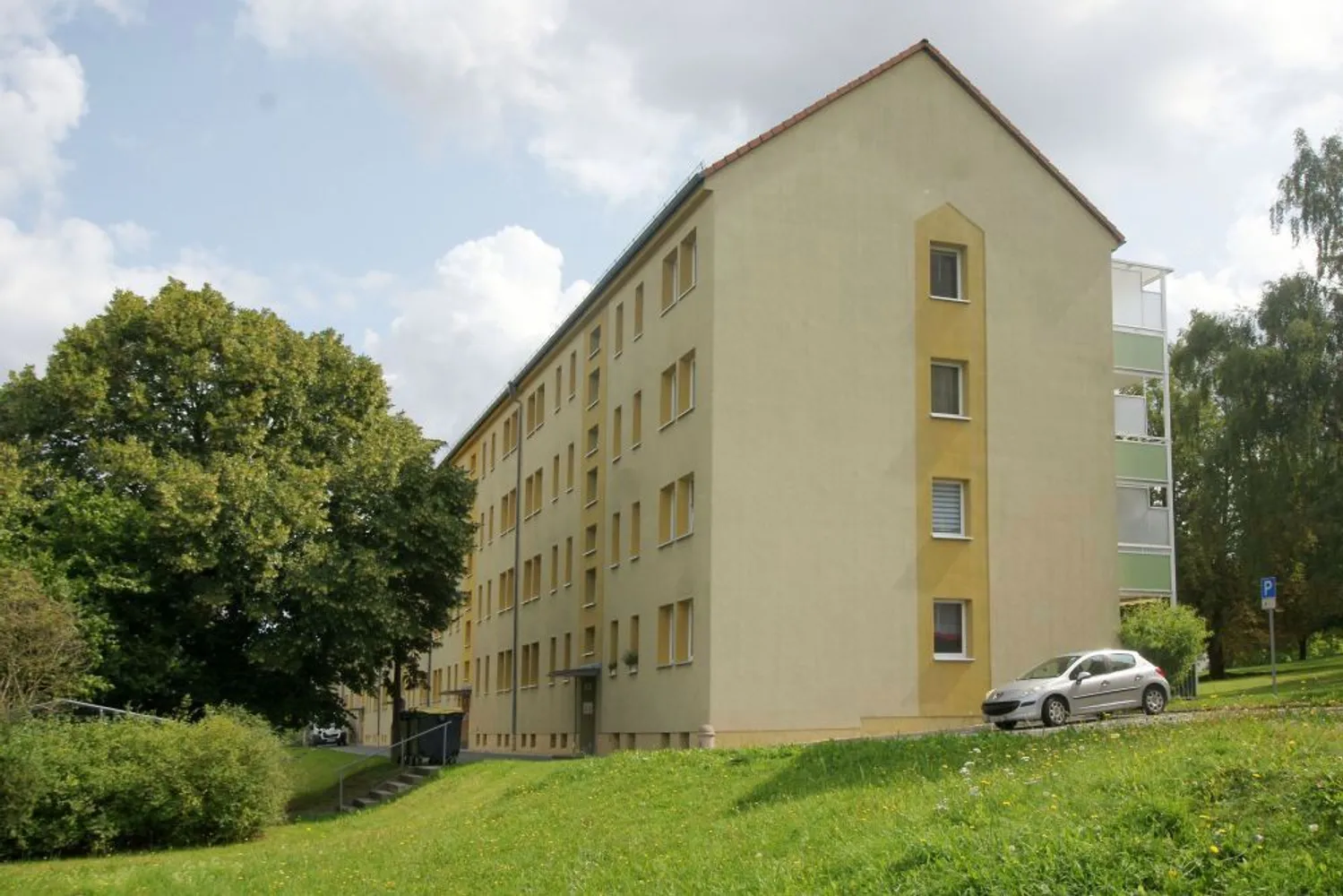 2 Zimmer Wohnung mit 42 m² in Plauen – Bild 1