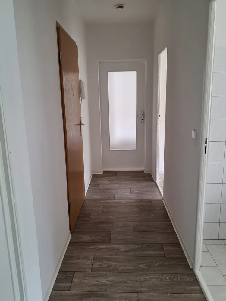 2 Zimmer Wohnung mit 42 m² in Plauen – Bild 4