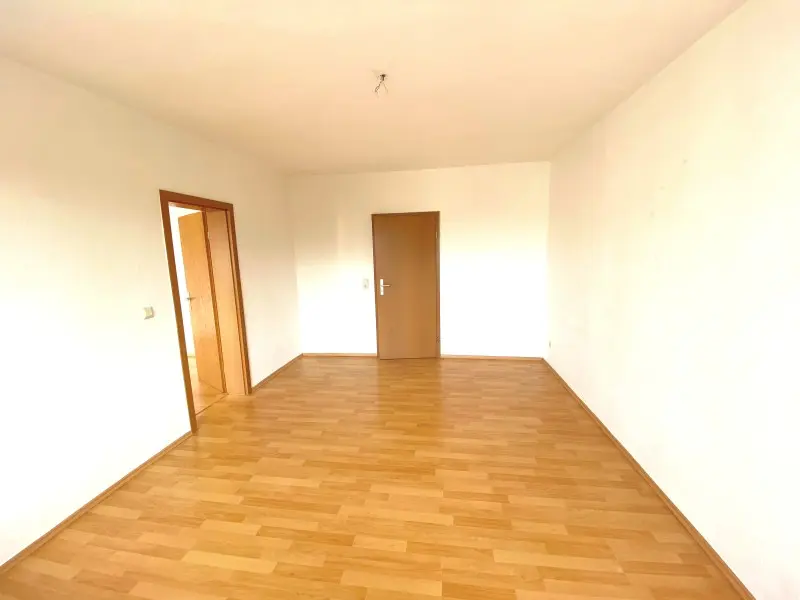 2 Zimmer Wohnung mit 50 m² in Plauen – Bild 2