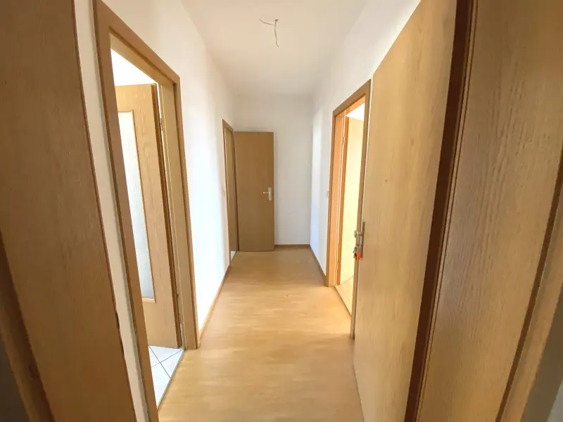 2 Zimmer Wohnung mit 50 m² in Plauen – Bild 5