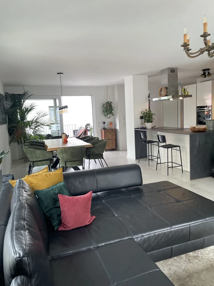 4 Zimmer Wohnung mit 109 m² in Saarbrücken – Bild 3
