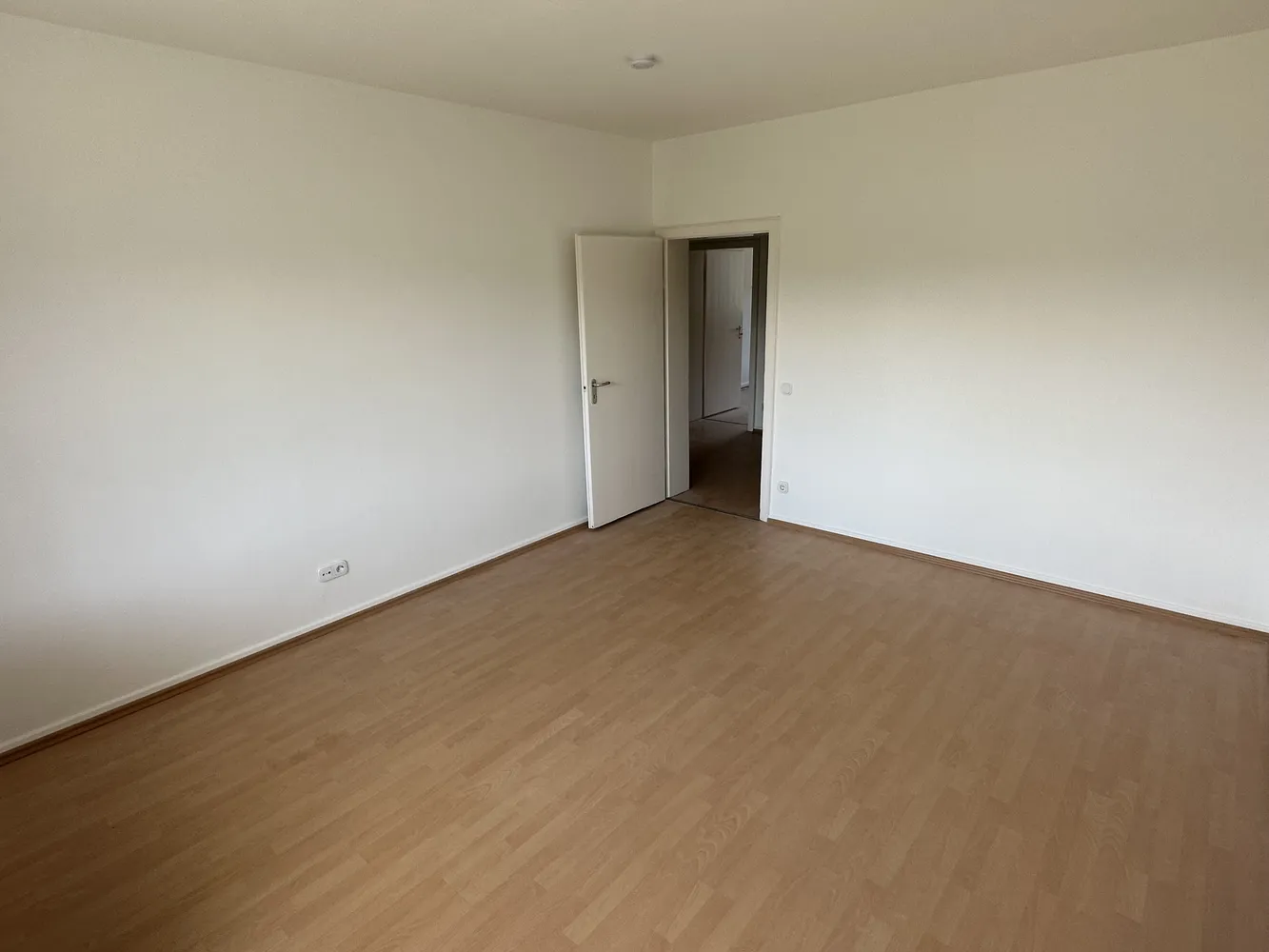 3 Zimmer Wohnung mit 88 m² in Duisburg – Bild 2
