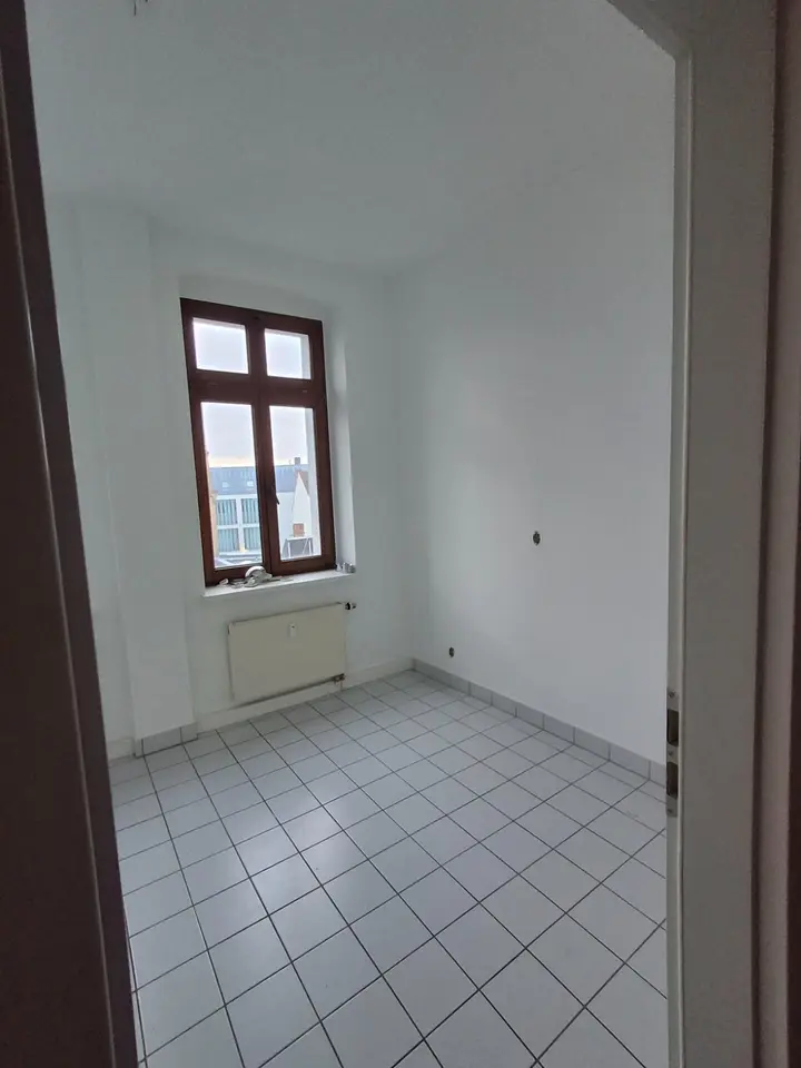 2 Zimmer Wohnung mit 79 m² in Görlitz – Bild 2