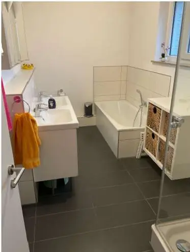 6 Zimmer Haus mit 137 m² in Kassel – Bild 2