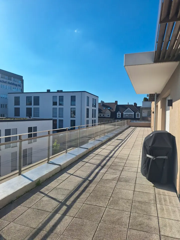 4 Zimmer Wohnung mit 176 m² in Augsburg – Bild 5