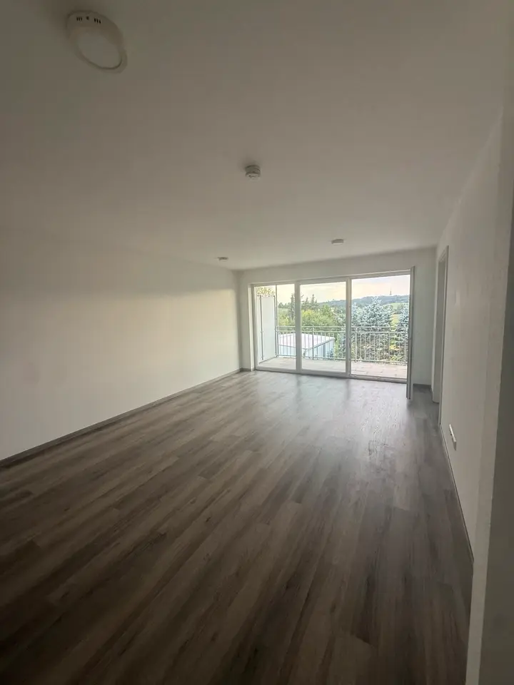 3 Zimmer Wohnung mit 70 m² in Weingarten – Bild 1