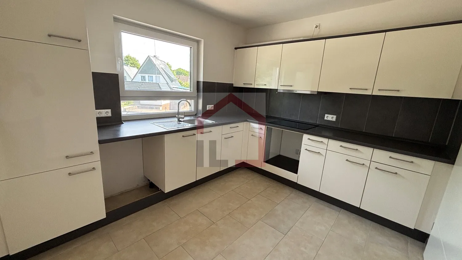 3 Zimmer Wohnung mit 97 m² in Neumünster – Bild 4