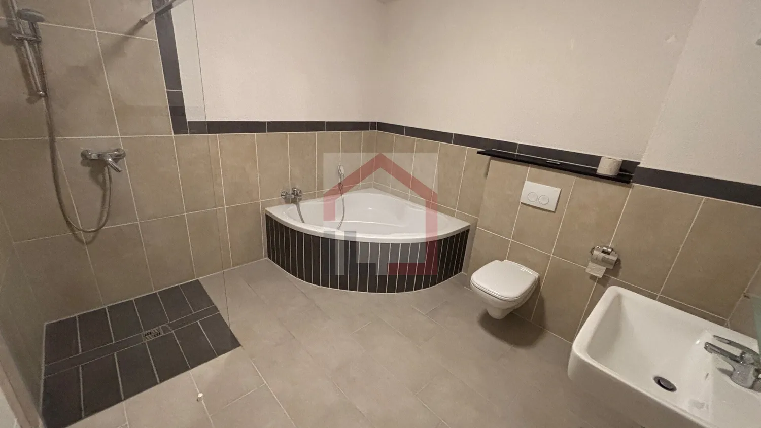 3 Zimmer Wohnung mit 97 m² in Neumünster – Bild 5