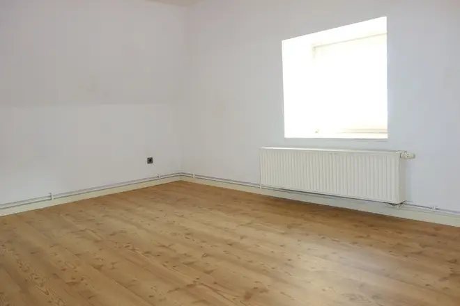 2 Zimmer Wohnung mit 43 m² in Lübeck – Bild 1