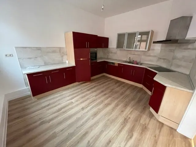 6 Zimmer Haus mit 142 m² in Schwerin – Bild 1