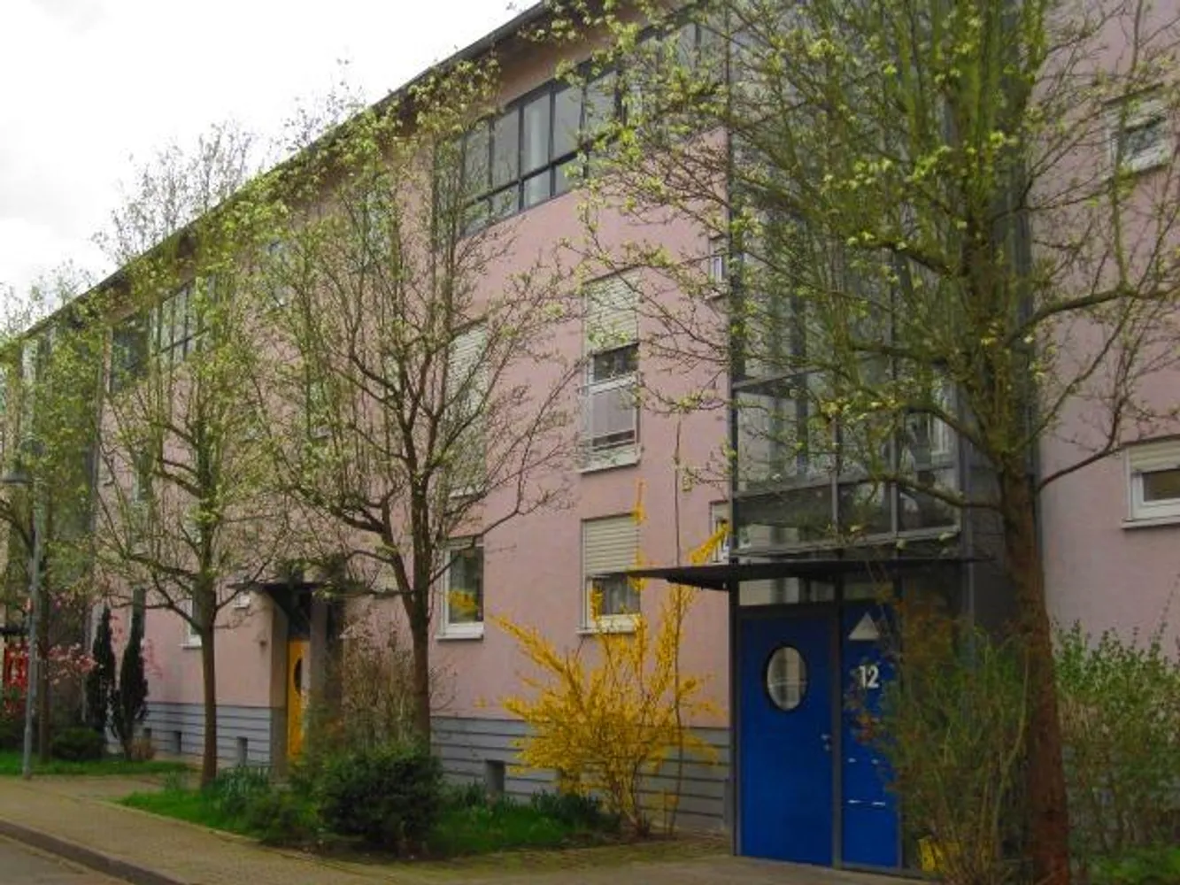 4 Zimmer Wohnung mit 107 m² in Karlsruhe – Bild 1