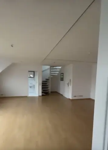4 Zimmer Wohnung mit 136 m² in Karlsruhe – Bild 3