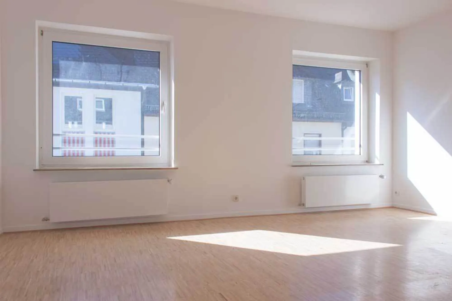 2 Zimmer Wohnung mit 63 m² in Siegen – Bild 1