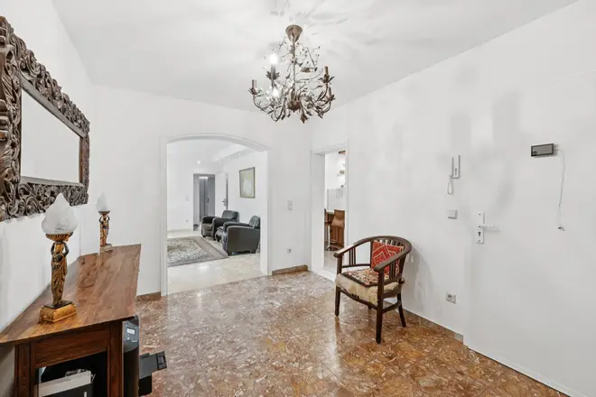5 Zimmer Wohnung mit 168 m² in Düsseldorf – Bild 5