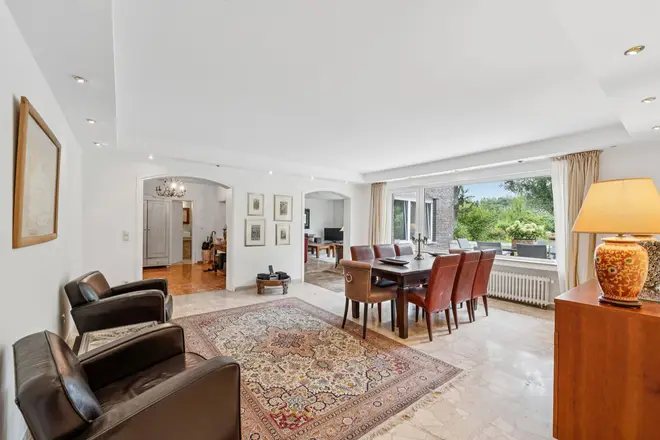 5 Zimmer Wohnung mit 168 m² in Düsseldorf – Bild 7