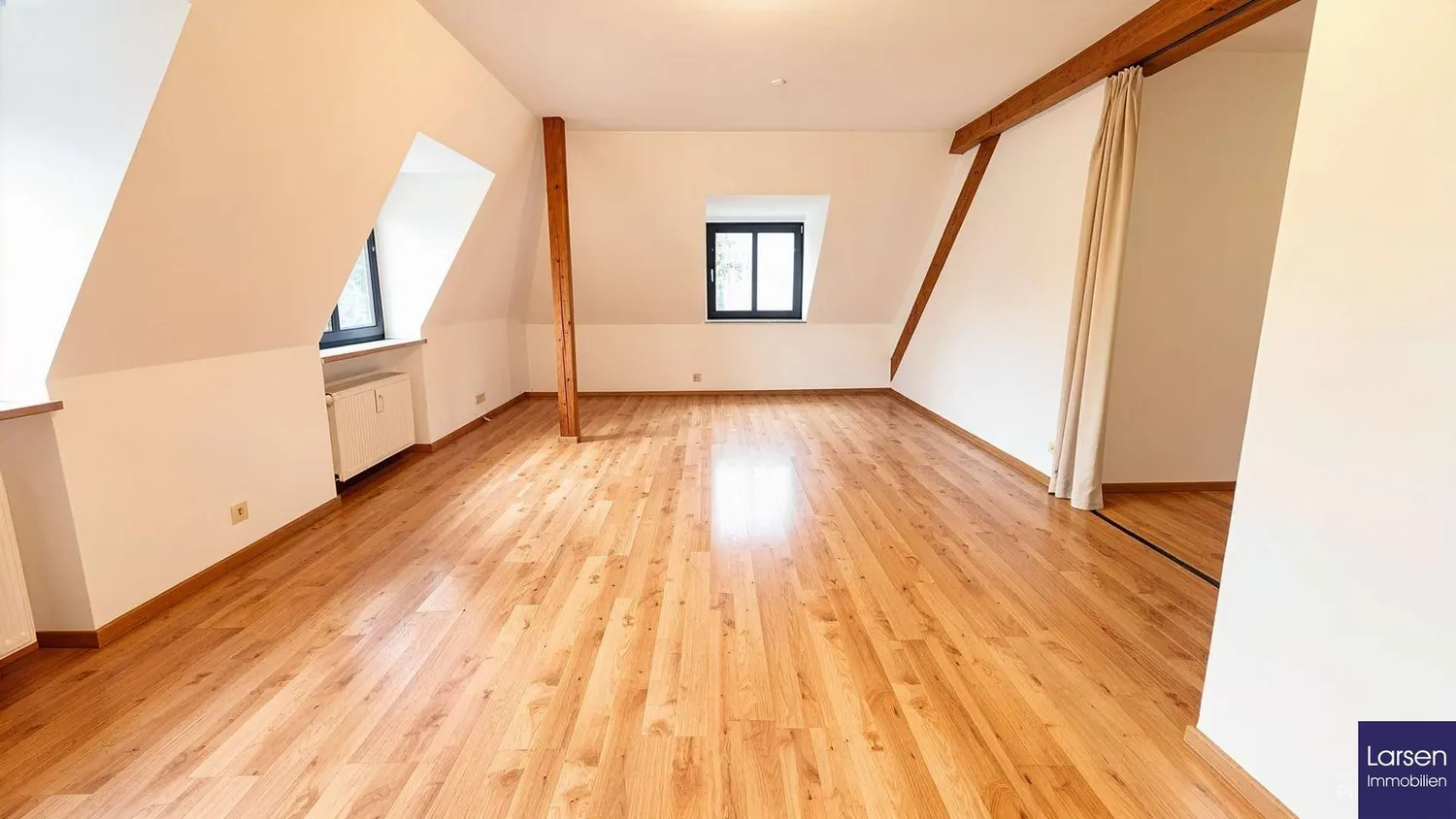 2 Zimmer Wohnung mit 74 m² in Regensburg – Bild 1