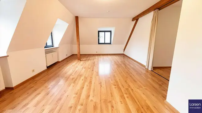 2 Zimmer Wohnung mit 74 m² in Regensburg – Bild 1