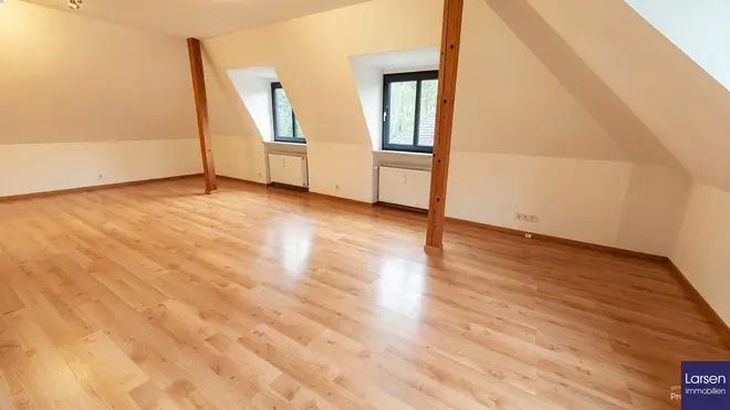 2 Zimmer Wohnung mit 74 m² in Regensburg – Bild 2