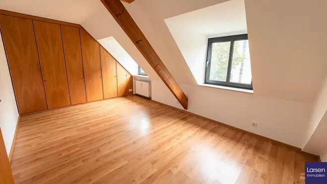 2 Zimmer Wohnung mit 74 m² in Regensburg – Bild 3