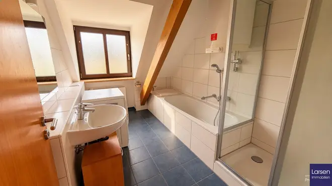 2 Zimmer Wohnung mit 74 m² in Regensburg – Bild 6