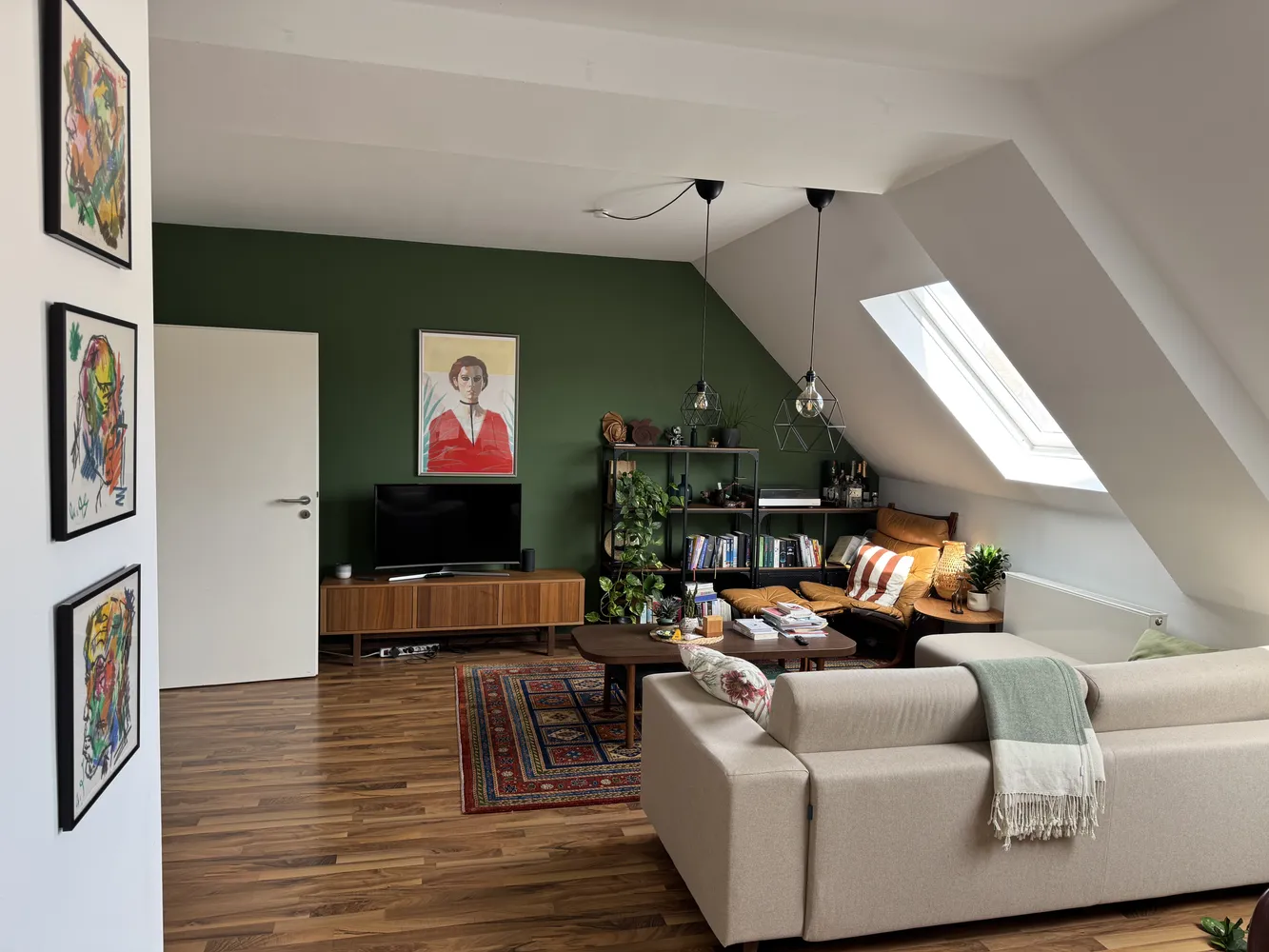 2 Zimmer Wohnung mit 90 m² in Frankfurt am Main – Bild 1