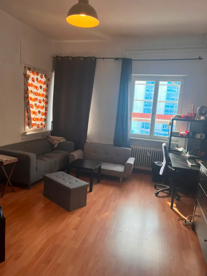 WG-Zimmer mit 22 m² in Wiesbaden – Bild 1