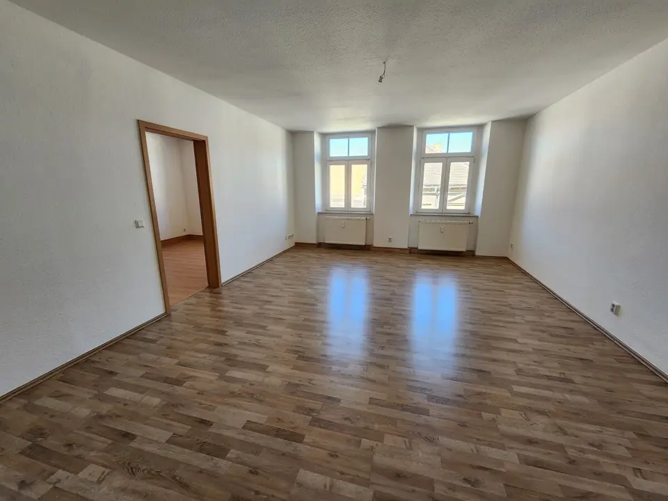 4 Zimmer Wohnung mit 108 m² in Löbau – Bild 2