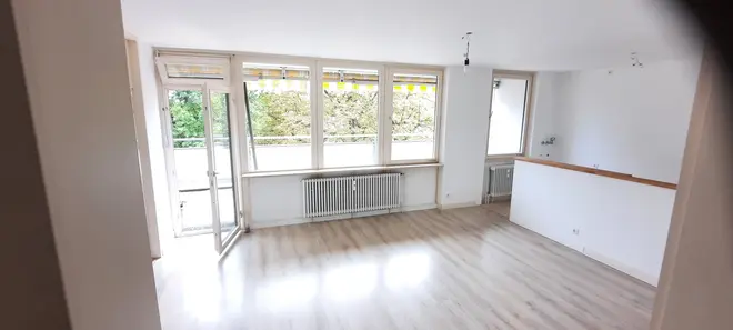 4 Zimmer Wohnung mit 120 m² in Augsburg – Bild 7