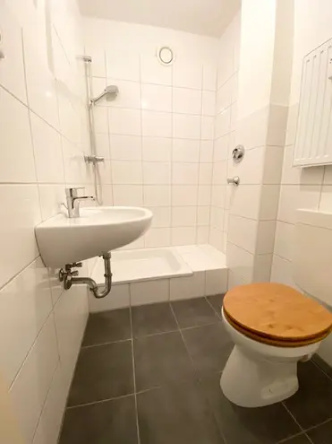 1 Zimmer Wohnung mit 45 m² in Duisburg – Bild 8