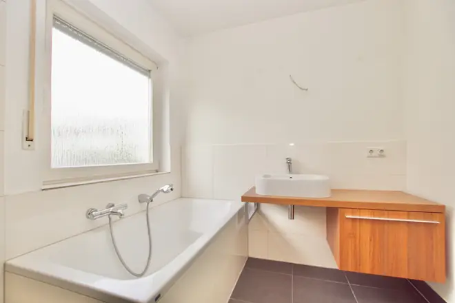 6 Zimmer Haus mit 141 m² in Wiesbaden – Bild 11