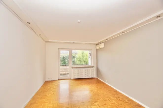 6 Zimmer Haus mit 141 m² in Wiesbaden – Bild 4