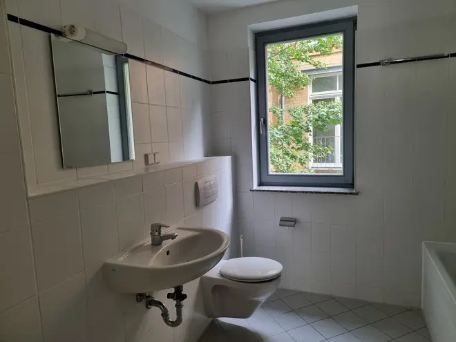 2 Zimmer Wohnung mit 65 m² in Halle (Saale) – Bild 7