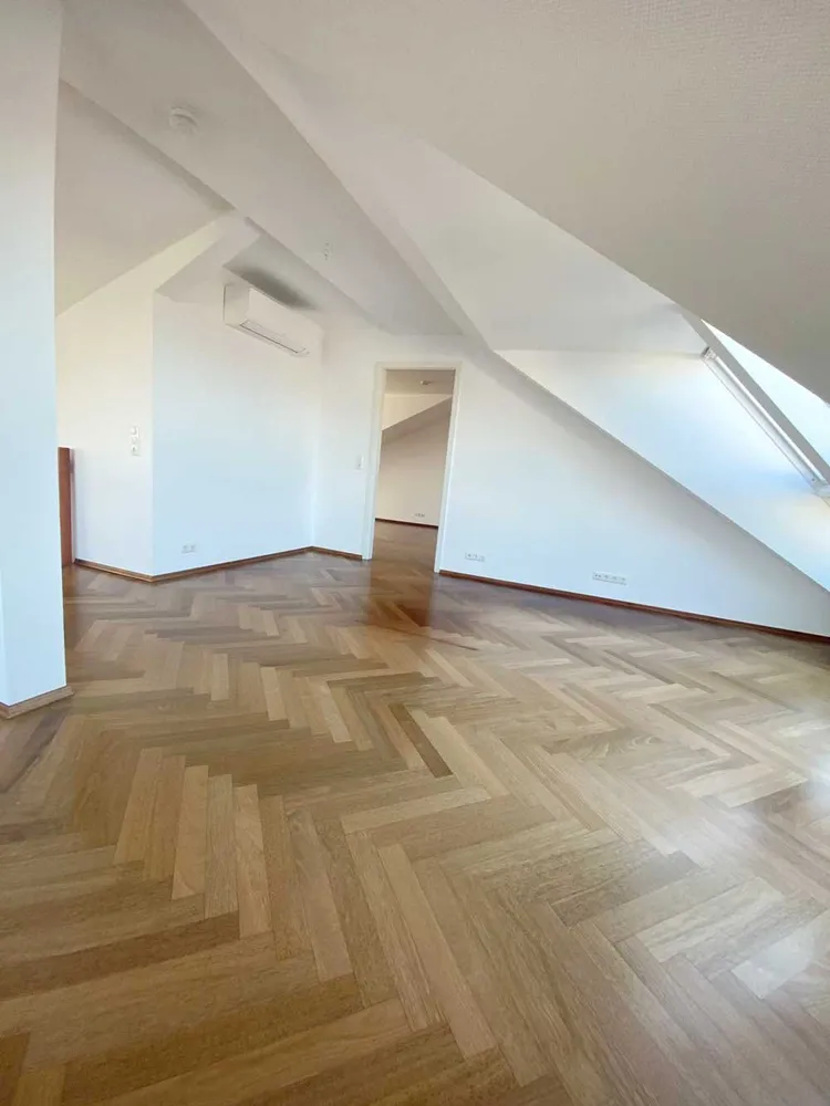 3 Zimmer Wohnung mit 142 m² in Frankfurt am Main – Bild 11
