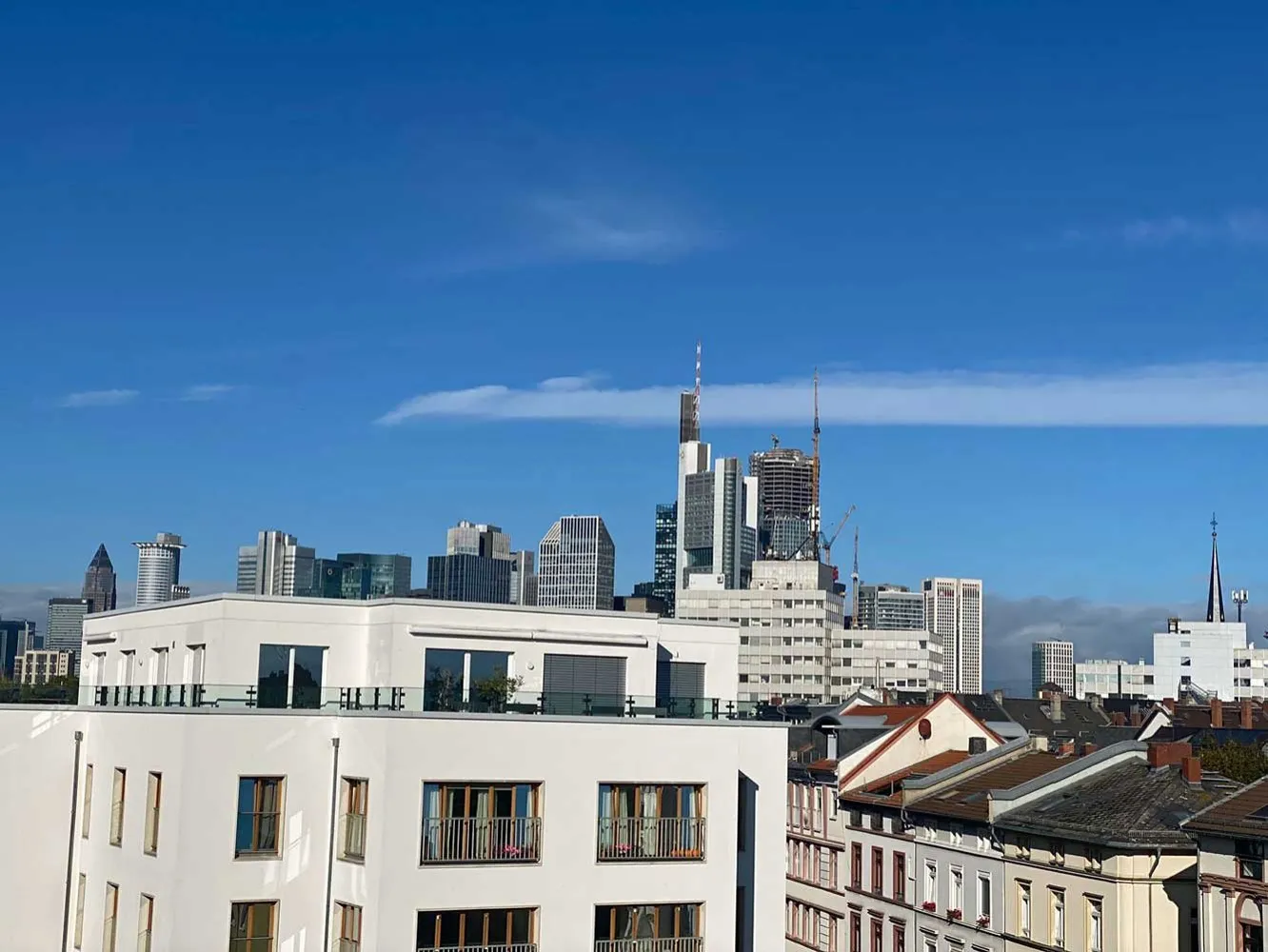 3 Zimmer Wohnung mit 142 m² in Frankfurt am Main – Bild 5