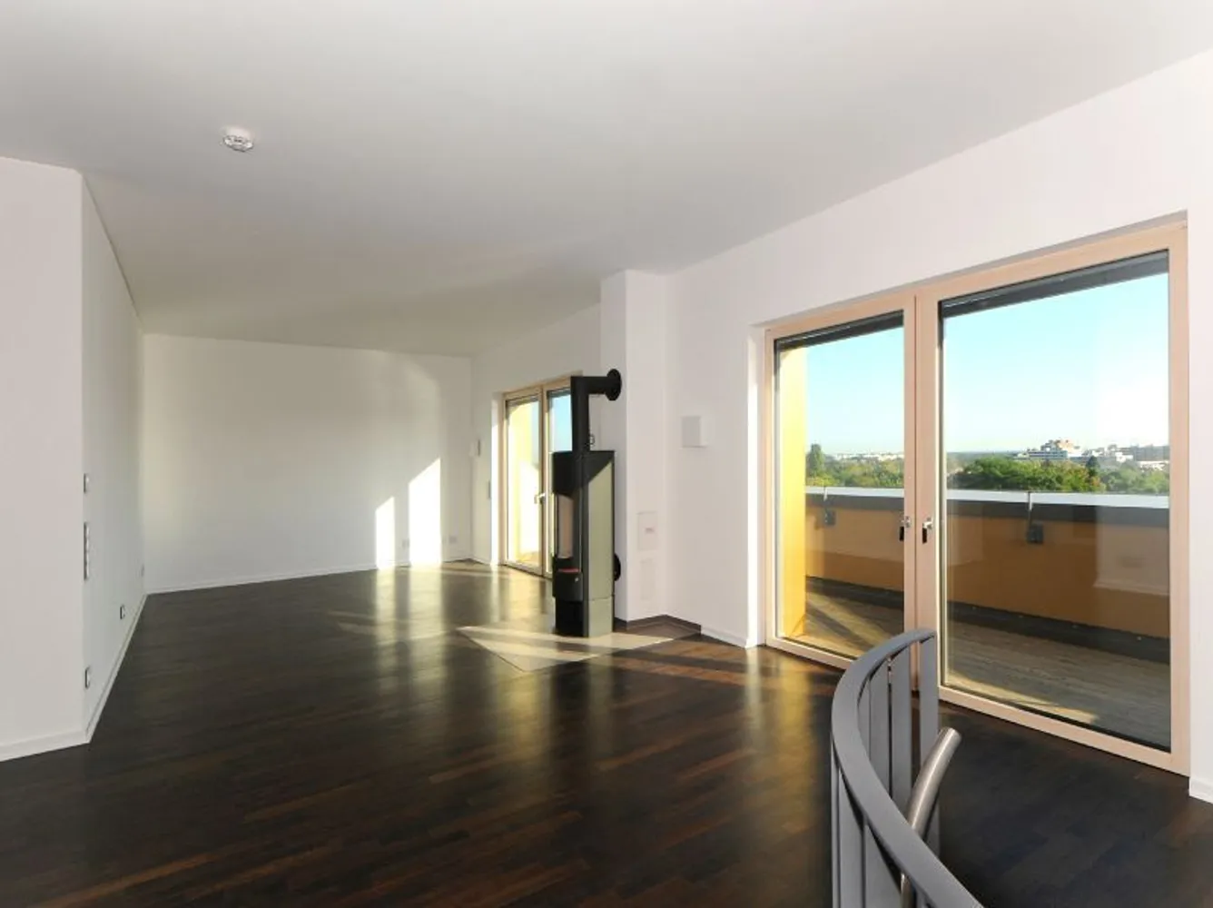 3 Zimmer Wohnung mit 131 m² in Hannover – Bild 2