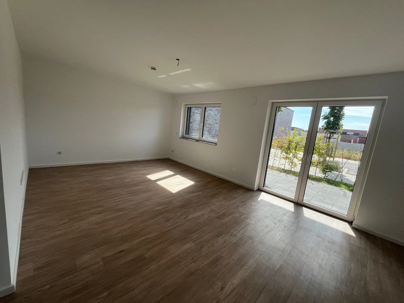 2 Zimmer Wohnung mit 75 m² in Düren – Bild 2