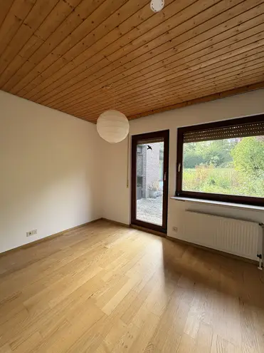 6 Zimmer Haus mit 228 m² in Wiesbaden – Bild 7