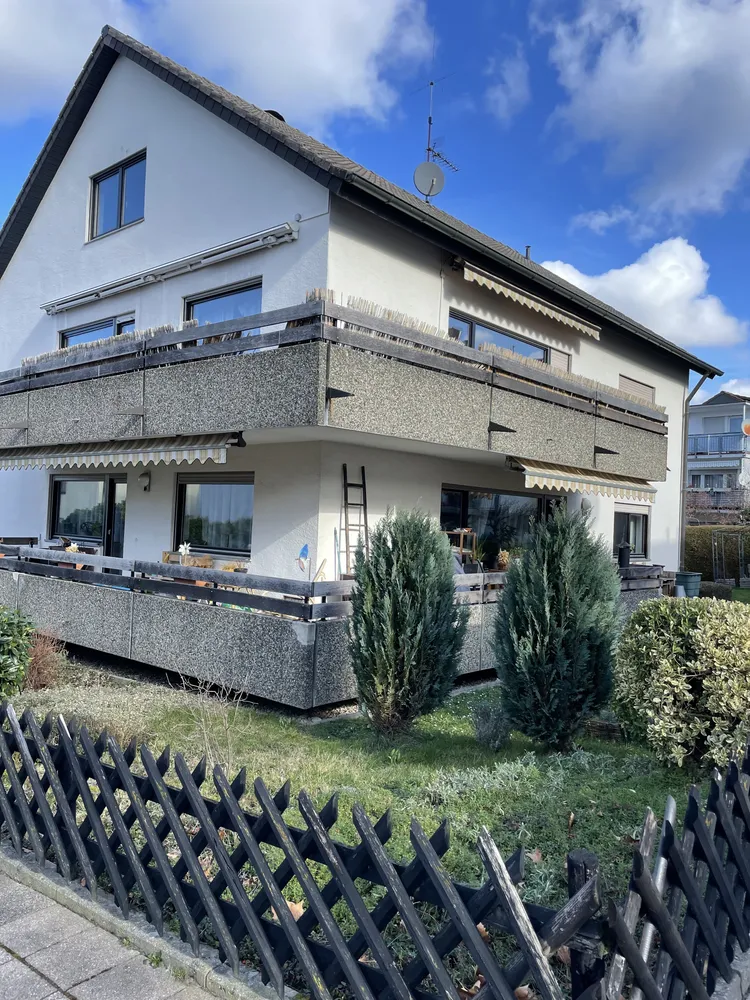 4 Zimmer Wohnung mit 110 m² in Karlsruhe – Bild 1