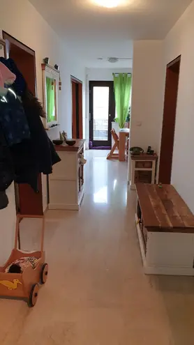 4 Zimmer Wohnung mit 110 m² in Karlsruhe – Bild 2