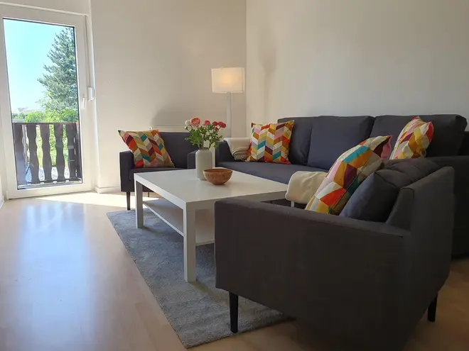 6 Zimmer Wohnung mit 140 m² in Karlsruhe – Bild 1