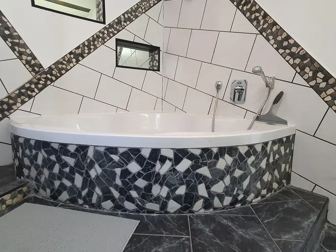 6 Zimmer Wohnung mit 140 m² in Karlsruhe – Bild 8