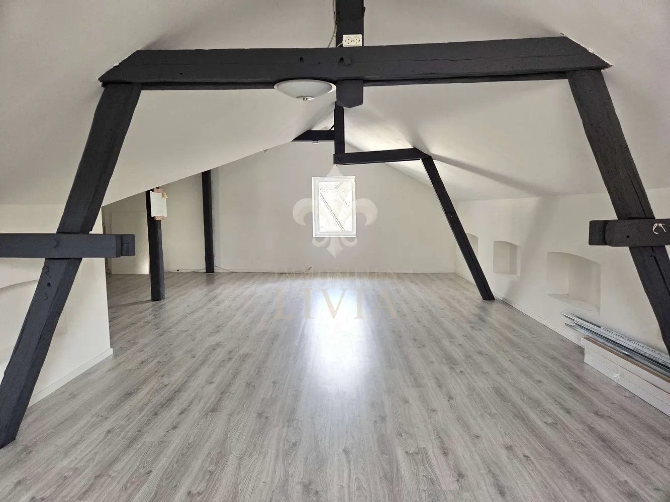 5 Zimmer Wohnung mit 227 m² in Saarbrücken – Bild 6