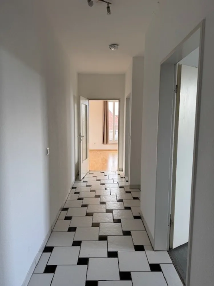 2 Zimmer Wohnung mit 72 m² in Garbsen – Bild 4