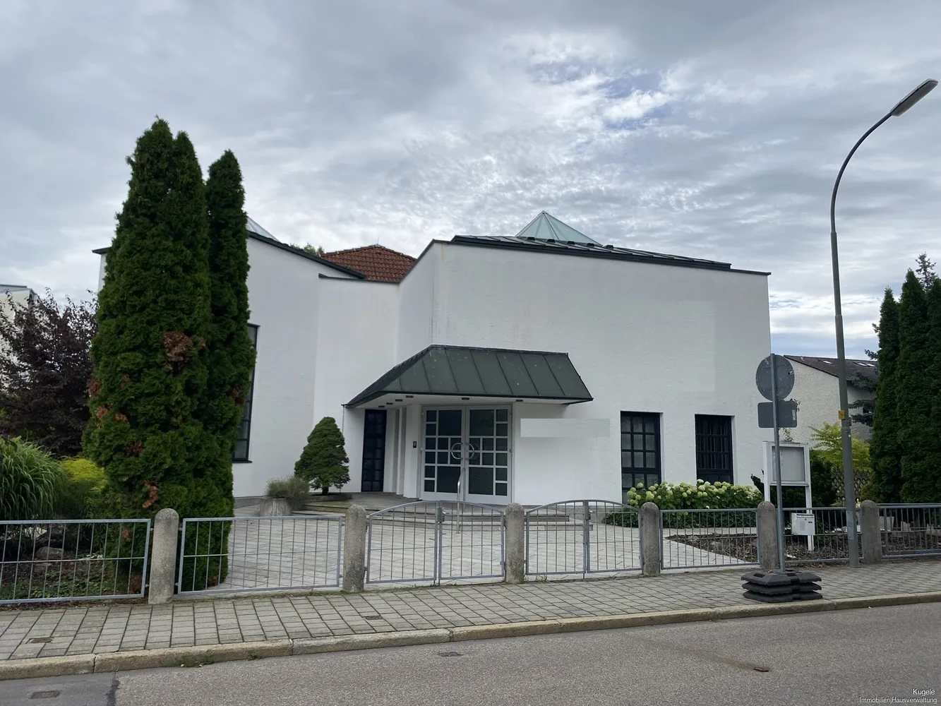 6 Zimmer Haus mit 536 m² in Ingolstadt – Bild 1